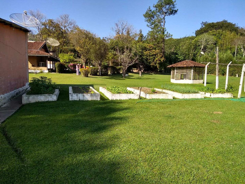 Locação Para Temporada Chacara Em Atibaia