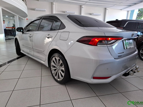 Toyota Corolla XEi 2.0 Flex 16V Aut.