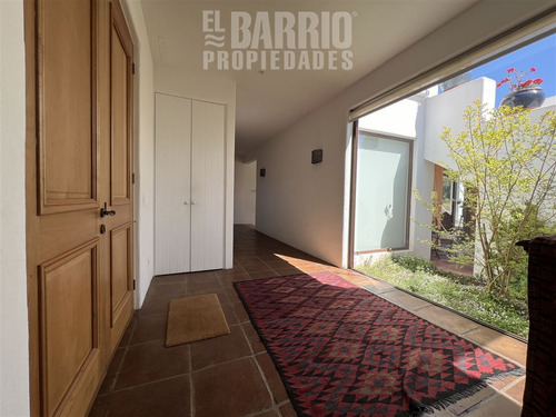 Casa En Venta De 3 Dorm. En Colina