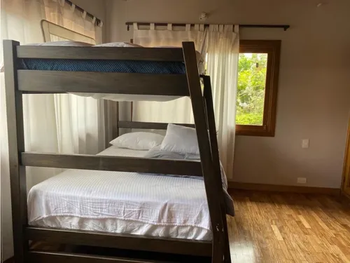 Casa Independiente En Rionegro Con Piscina Y Jacuzzi Para La Venta