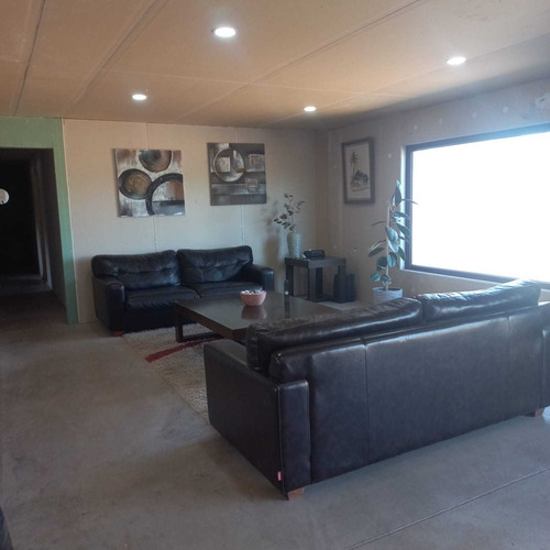 Gran Parcela Con Inmueble En Calera De Tango (74953)
