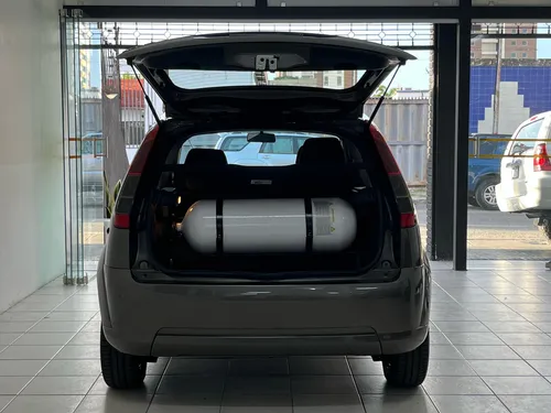 Ford Fiesta Move 2012