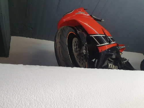 Yamaha Yzf 750