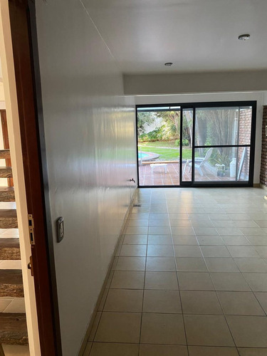 Venta Casa 4 Amb Cochera, Parque Y Piscina Quilmes