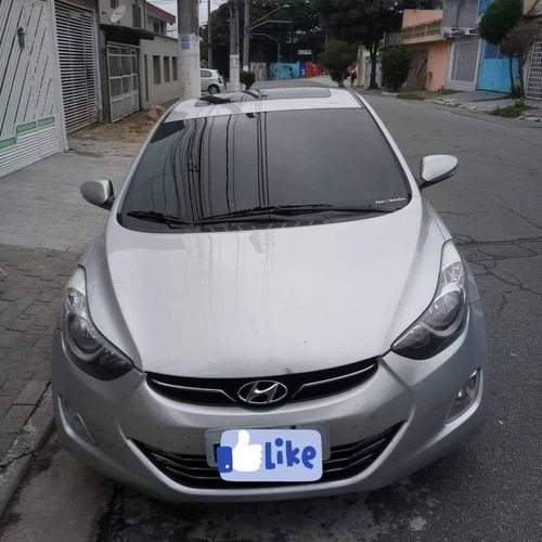 Imagem 2 de 3 de Hyundai Elantra 2013 1.8 16v Gls Aut. 4p