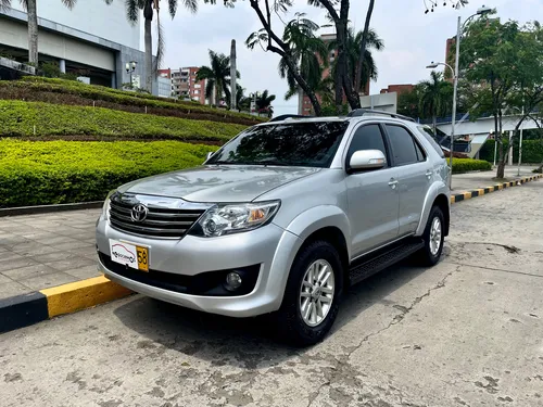 Toyota Fortuner 2.7l 4x4