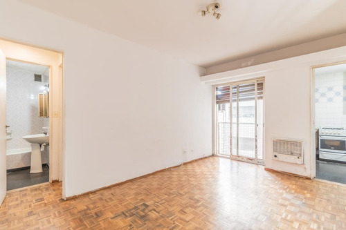 Imagen 2 de 18 de Departamento 2 Ambientes Once Balvanera A Refaccionar Oportunidad