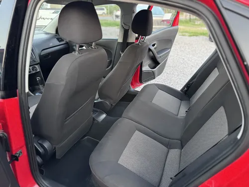 Volkswagen Vento 1.6 Starline At
