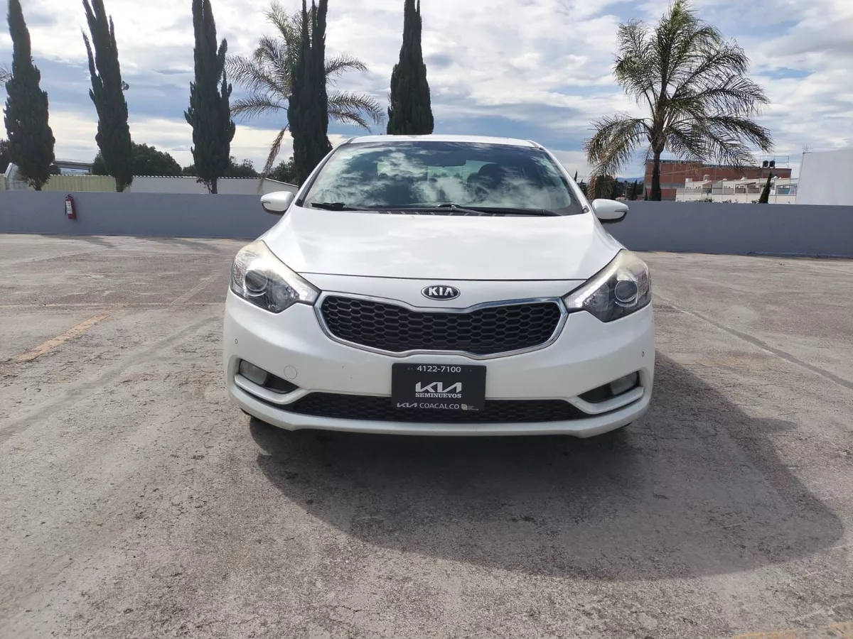 Kia Forte 2.0 SX 4 p At