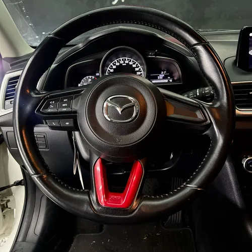 Mazda 3 2.0 Sport Touring
