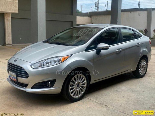 Ford Fiesta Titanium