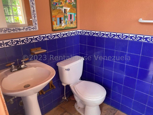 Imagen 20 de 27 de Se Vende Town-house En La Alameda