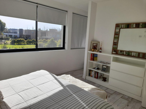 Casa En Venta Buenos Aires Golf, Bella Vista