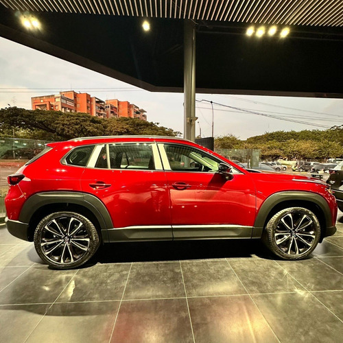 Imagen 13 de 19 de Mazda Cx50 Grand Touring Lx 4x4 I Rojo