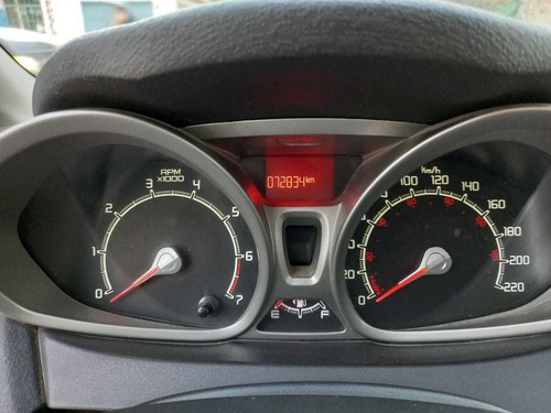 Ford Fiesta Kinetic Desing Titanium 2013 72milkm Borsotto
