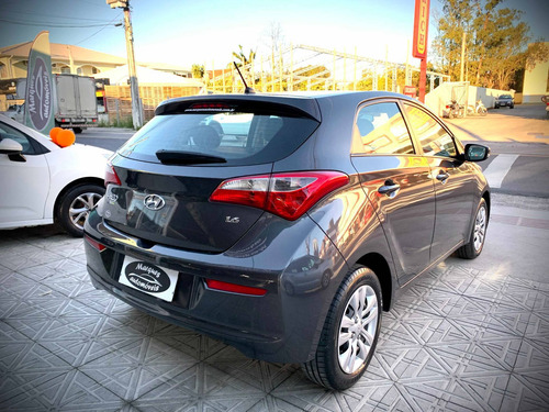 Imagem 4 de 14 de Hyundai Hb20 1.6 Comfort Plus 16v Flex 4p Manual