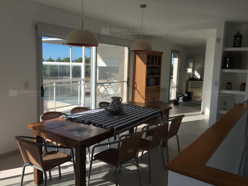 Casa Chalet En Alq. Temporario Ubicado En Maritimo Ii, Costa Esmeralda, Costa Atlántica
