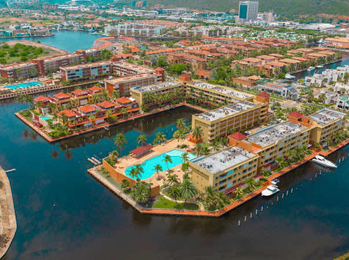 Las Marinas Th Lechería Venta 391 M2