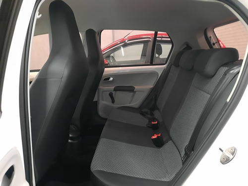 Imagem 9 de 15 de Volkswagen Up! 2017 1.0 Tsi Move 5p