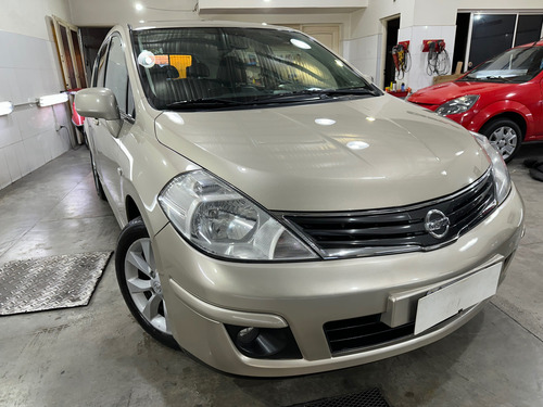 Nissan Tiida 1.8 Tekna