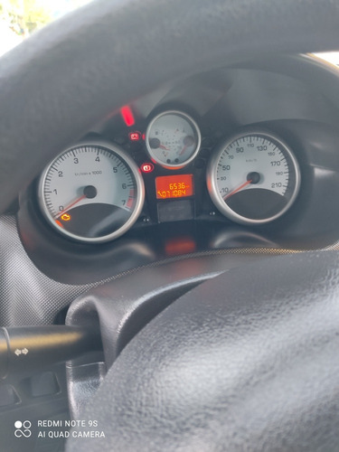 Peugeot 207 2011 1.4 Quiksilver Flex 3p