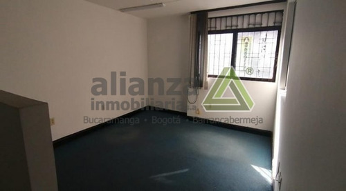 Imagen 8 de 11 de Local En Arriendo En Bucaramanga Sotomayor