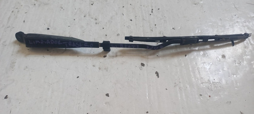 Brazo Limpiador Trasero De Jeep Liberty Modelo 2006 (Usado)