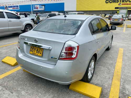 Imagen 8 de 25 de Nissan Sentra 2010