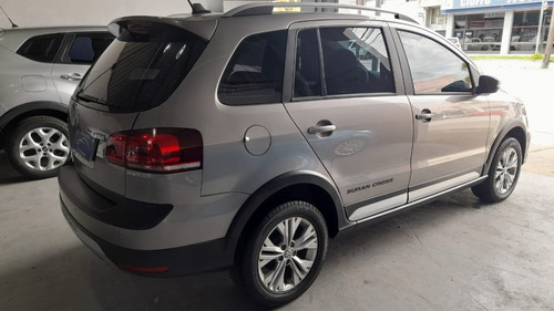 Imagen 7 de 14 de Volkswagen Suran Cross 1.6 Highline Msi Les Automotores