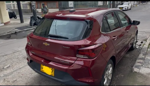 Chevrolet Onix 1.0T Premier Hatch At