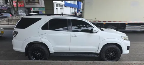 Toyota Fortuner 3.0 Srv