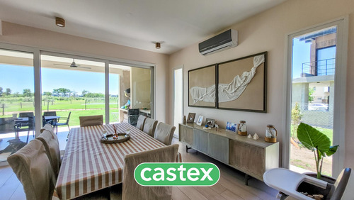 Casa En Venta En El Canton Golf