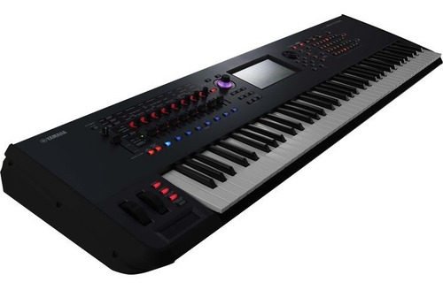 Imagen 3 de 4 de Teclado Yamaha Montage 7 Piano Con Teclas Semipesadas
