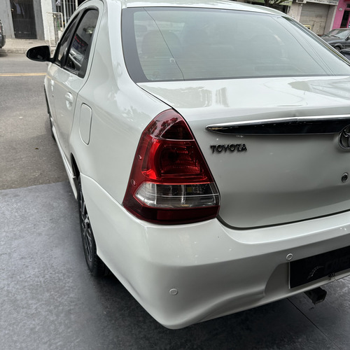 Toyota Etios 1.5 Platinum At