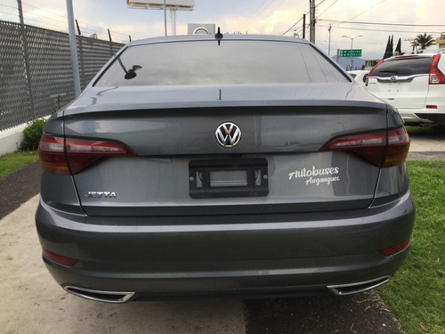Imagen 9 de 15 de Volkswagen Jetta 4 Puertas