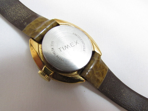 Antigo Relógio Timex ( A Corda ) Feminino ( Funcionando )
