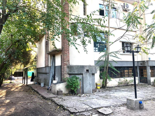 Imagen 2 de 3 de Casa - Castelar