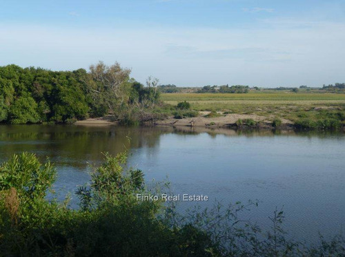 Maravillosa Chacra Con Costa Sobre El Río