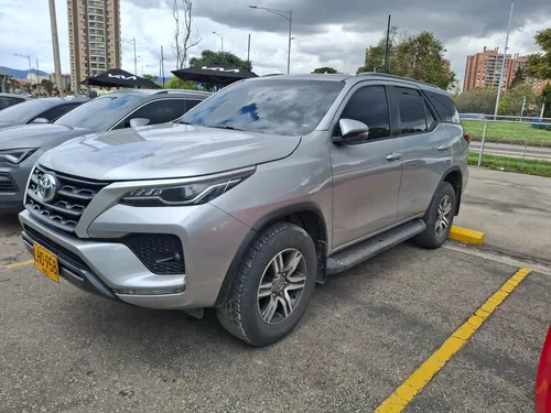 Toyota Fortuner 2.4 Street At 7As