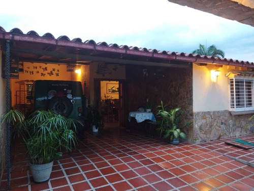 Casa En Naguanagua, Urbanización Guayabal, Conjunto Residencial Palma De Oro