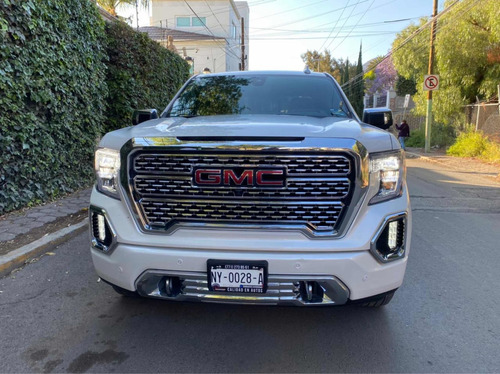 Imagen 11 de 14 de Gmc Sierra 2019 6.2 Denali Dvd At