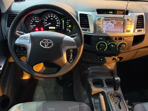 Toyota Hilux 2.7 SR 4X2 CD 16V FLEX 4P AUTOMÁTICO