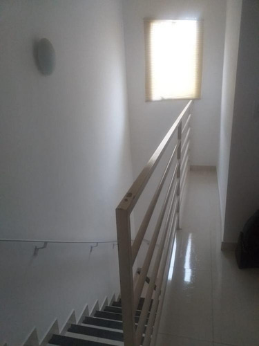 Imagem 4 de 12 de Casa Duplex À Venda, 2 Quartos, 1 Vaga, Mantiqueira - Belo Horizonte/mg - 2565