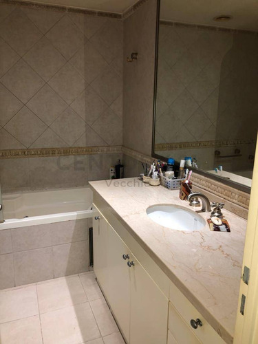Imagen 14 de 22 de Venta - Departamento - 4 Ambientes C/ 2 Cocheras - Puerto Madero