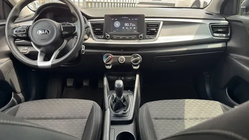 Kia Rio 1.6 Lx Hatchback Mt