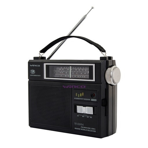 Radio Portatil Am Fm Enchufe O Pila Gran Parlante Winco 2004