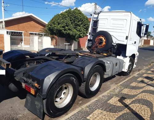 Imagem 4 de 15 de Mercedes Benz Axor 2544 Premium 2012 6x2 Branco