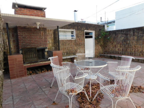 Imagen 17 de 18 de Hermosa Casa C/garage Desarrollada En 2 Plantas En Sayago