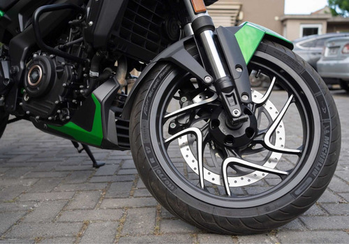 Bajaj Dominar 400 Ug 2019