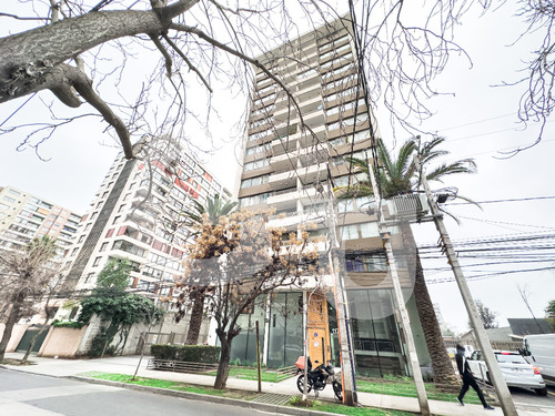 Departamento Con Hermosa Vista, Cercano A Metro